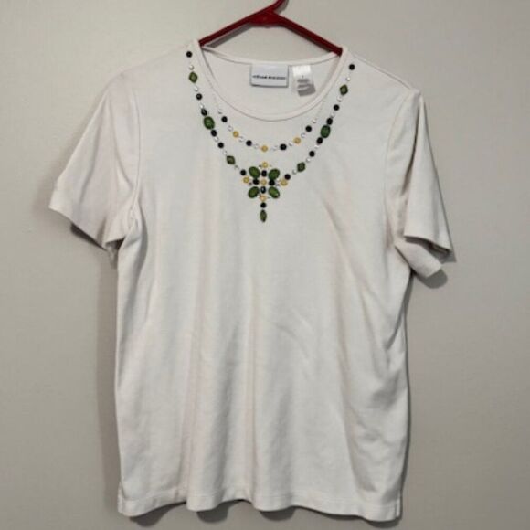 USED Woman's Alfred Dunner Short Sleeve Short Color White Size Small - Picture 1 of 1